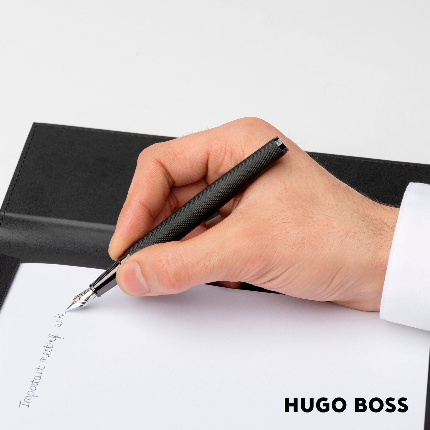 Hugo Boss Pen Fountain Loop Diamond Black (HSW3672A)