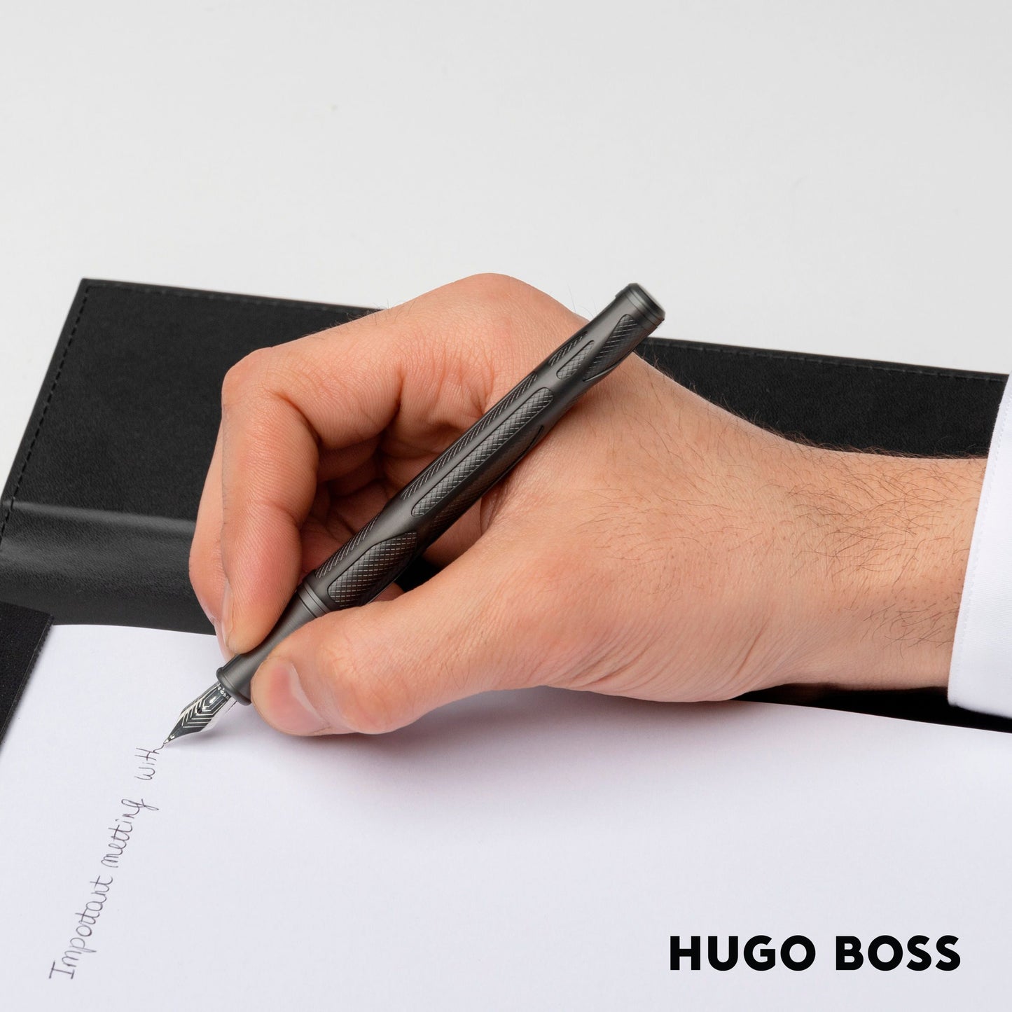 Hugo Boss Pen Fountain Craft Gun (HSS3082D)