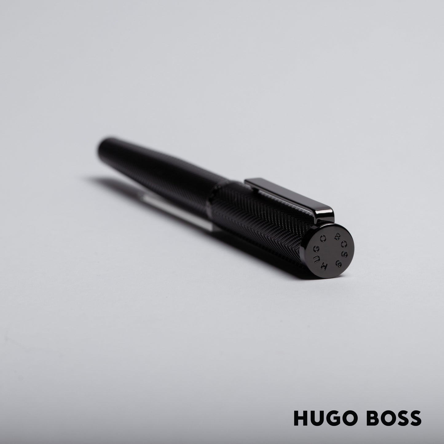 Hugo Boss Pen Formation Herringbone Gun Rollerball (HSI1065D)
